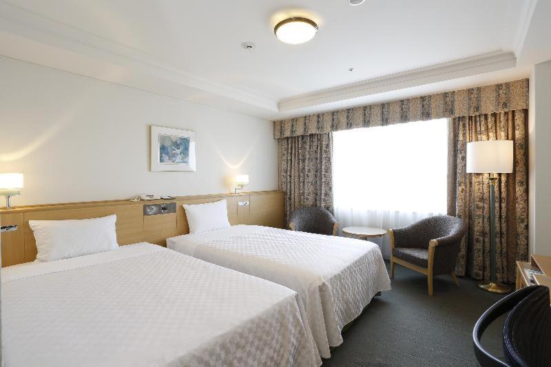 Keio Plaza Hotel Хатиодзи Номер фото