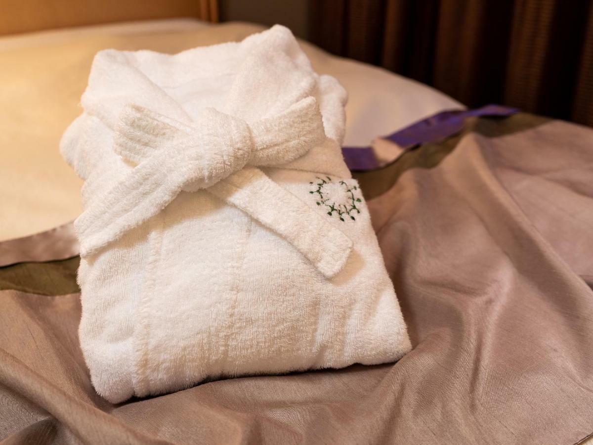 Keio Plaza Hotel Хатиодзи Экстерьер фото